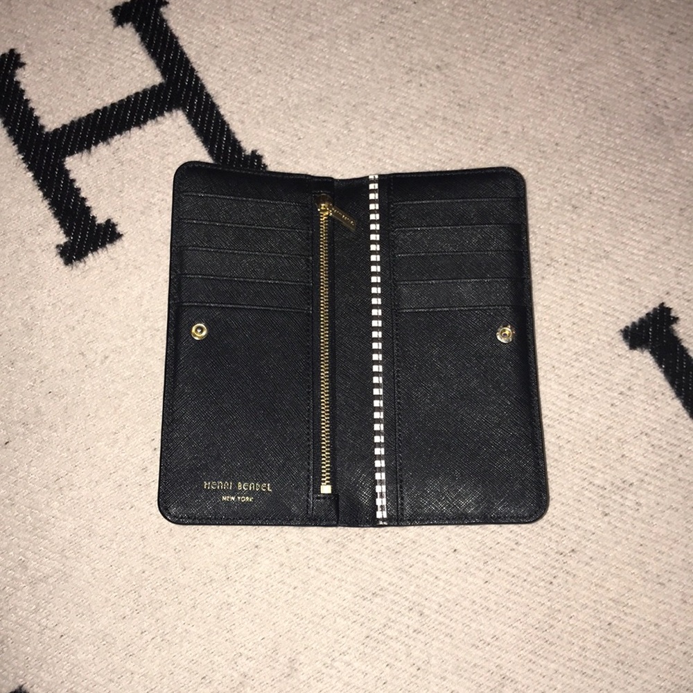 Henri Bendel calfskin wallet